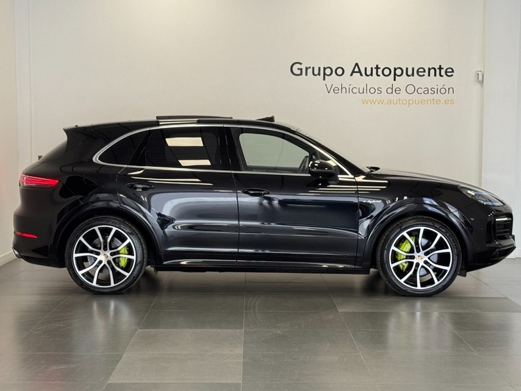 Porsche Cayenne CAYENNE E-HYBRID  foto 3