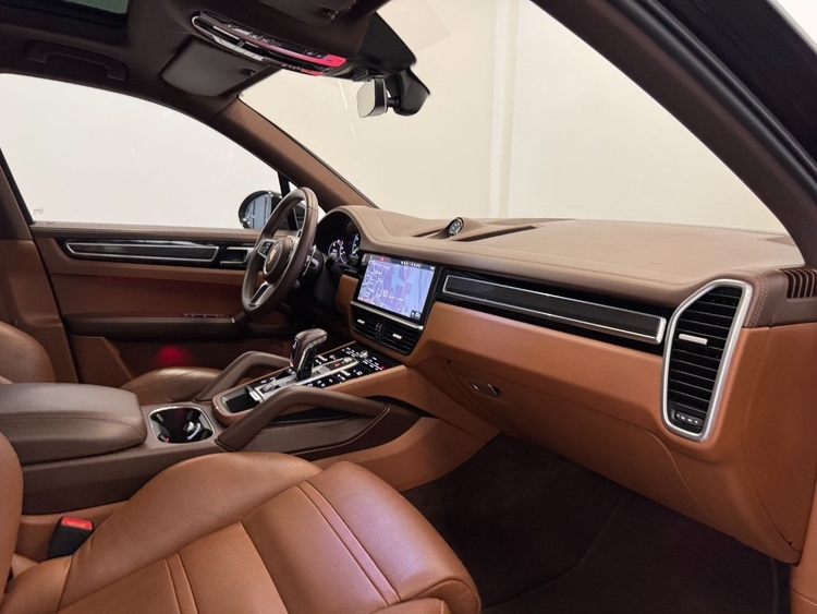 Porsche Cayenne CAYENNE E-HYBRID  foto 31
