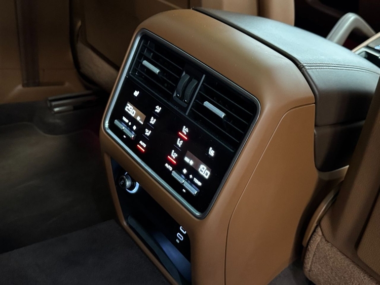 Porsche Cayenne CAYENNE E-HYBRID  foto 56