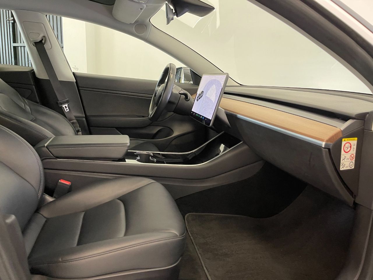 Tesla Model 3 GRAN AUTONOMIA DUAL MOTOR AWD foto 30