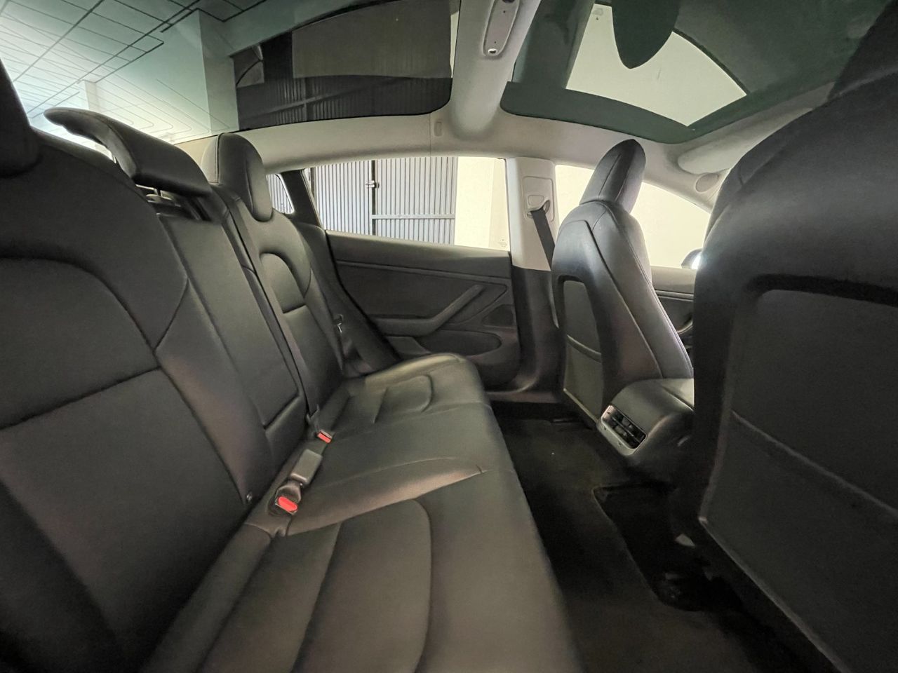 Tesla Model 3 GRAN AUTONOMIA DUAL MOTOR AWD foto 38