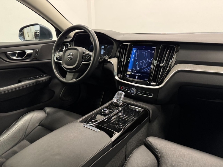 Volvo V60 T6 AWD RECHARGE INSCRIPTION foto 12