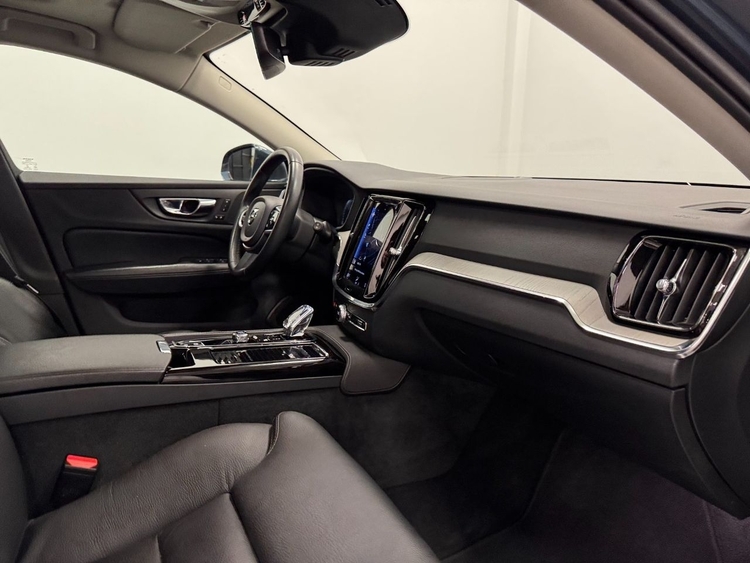 Volvo V60 T6 AWD RECHARGE INSCRIPTION foto 28