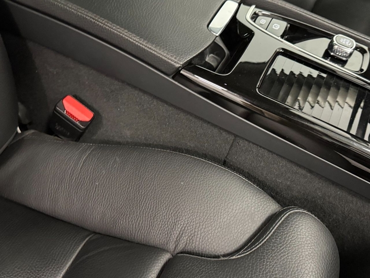 Volvo V60 T6 AWD RECHARGE INSCRIPTION foto 37