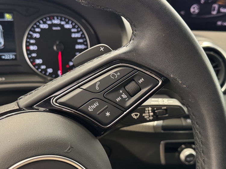 Audi Q2 ADVANCED 30TDI S-TRONIC foto 23