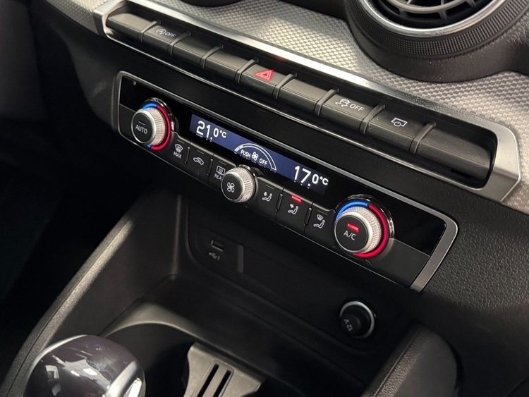 Audi Q2 ADVANCED 30TDI S-TRONIC foto 37