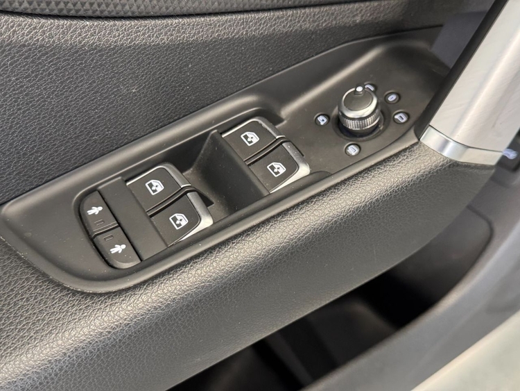 Audi Q2 S-LINE 35TFSI S-TRONIC foto 16