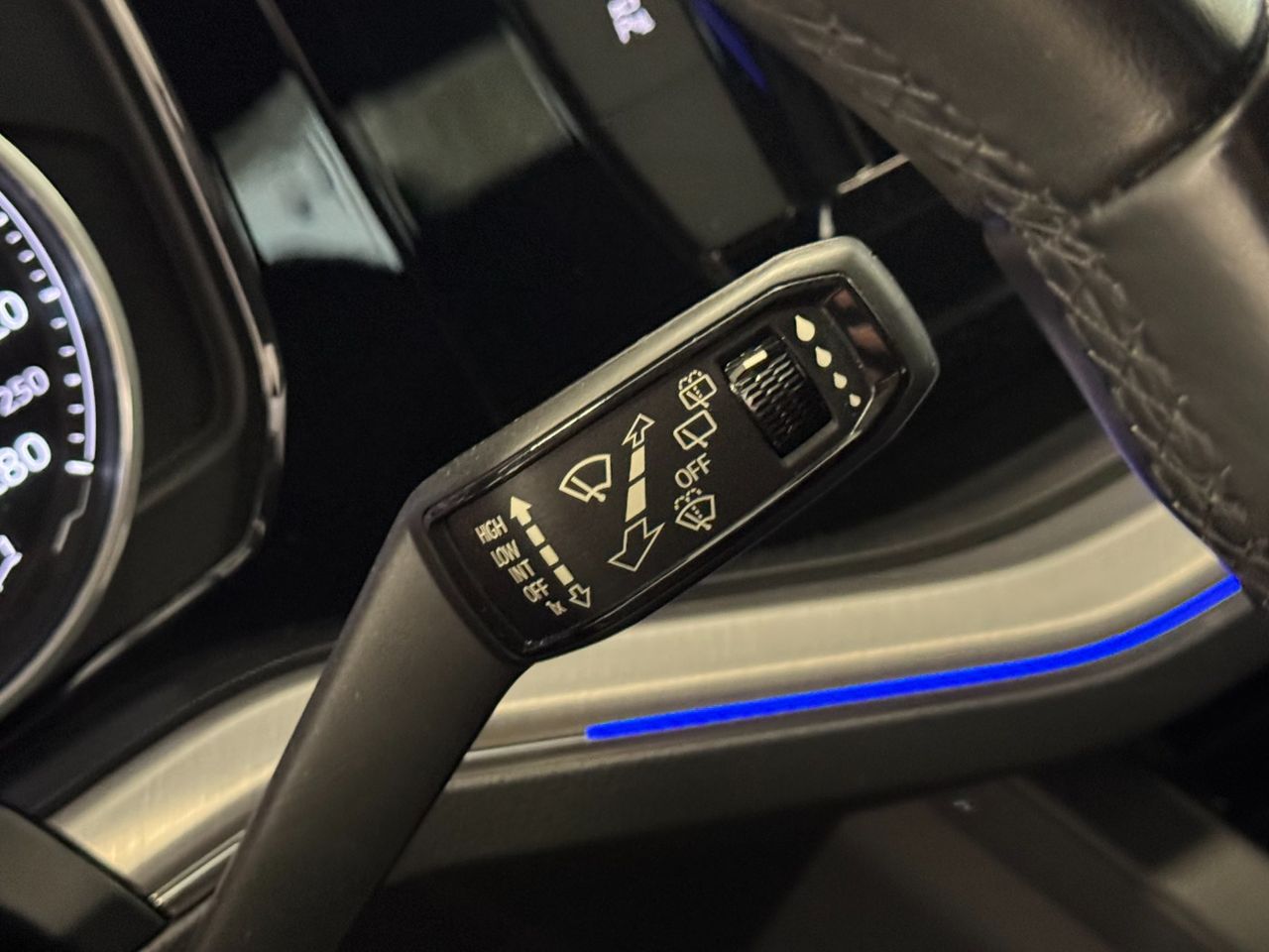 Volkswagen Touareg PREMIUM ELEGANCE  3.0 V6 TIP 4MOTION miniatura 22