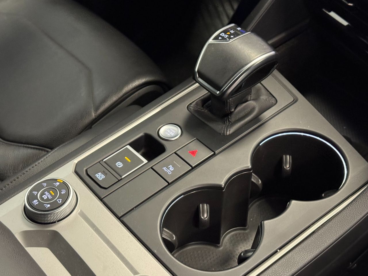 Volkswagen Touareg PREMIUM ELEGANCE  3.0 V6 TIP 4MOTION miniatura 39