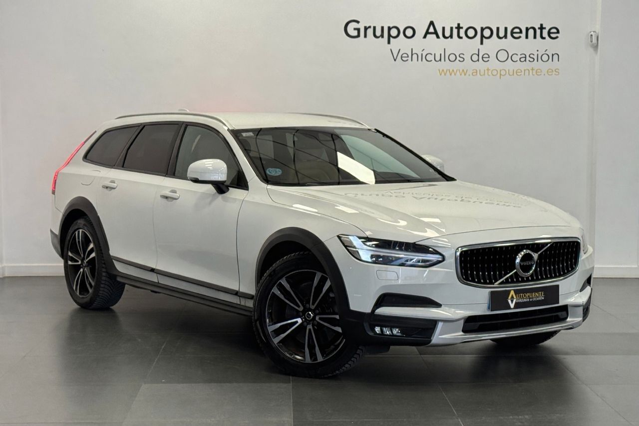 Volvo V90 D5 AWD PRO AUTO foto 2