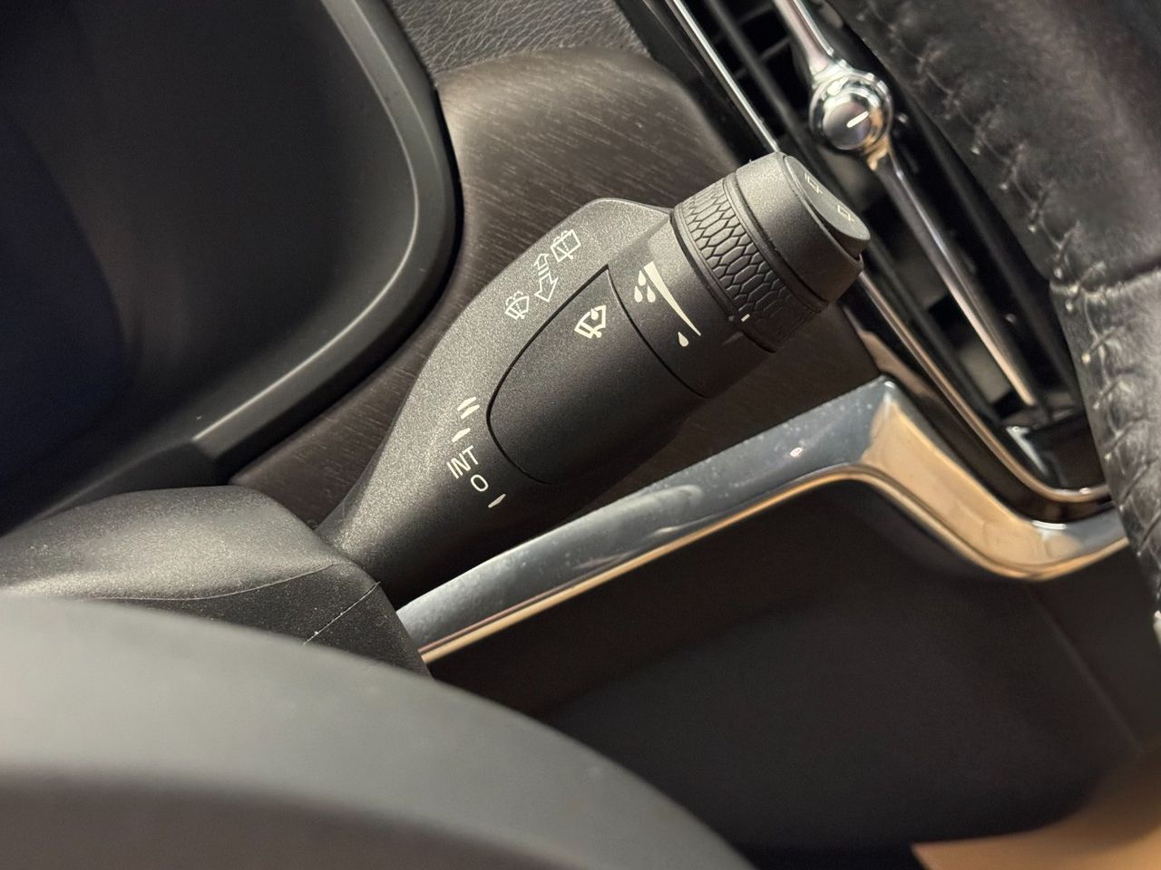 Volvo V90 D5 AWD PRO AUTO foto 18