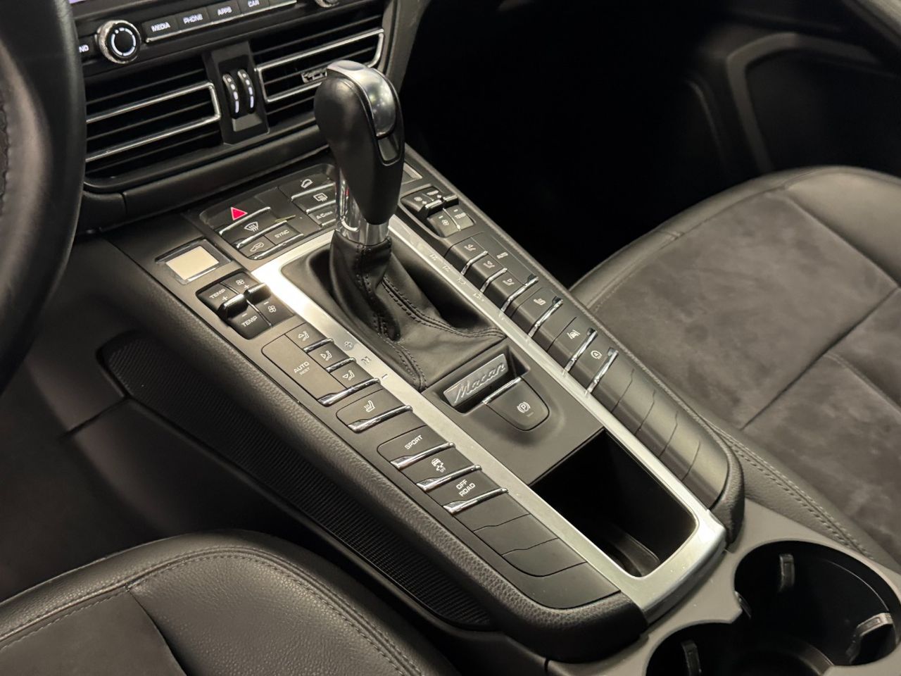 Porsche Macan MACAN foto 24