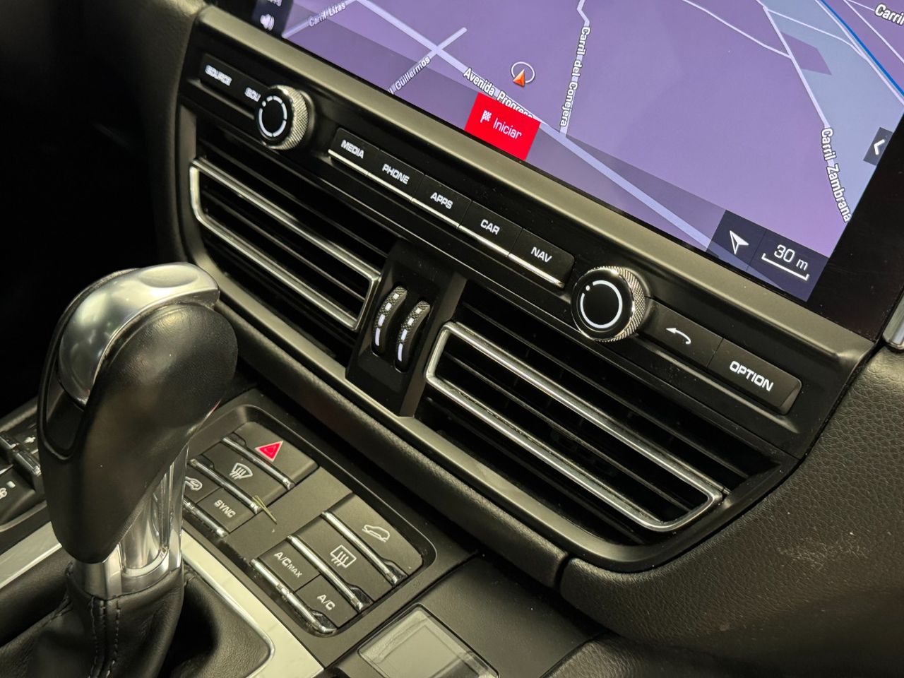 Porsche Macan MACAN foto 36