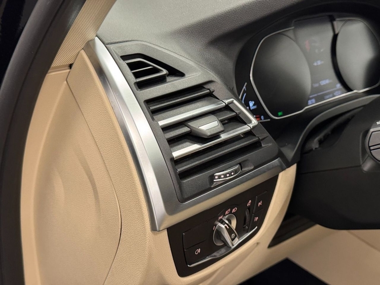 BMW X3 XLINE XDRIVE 20D  foto 17