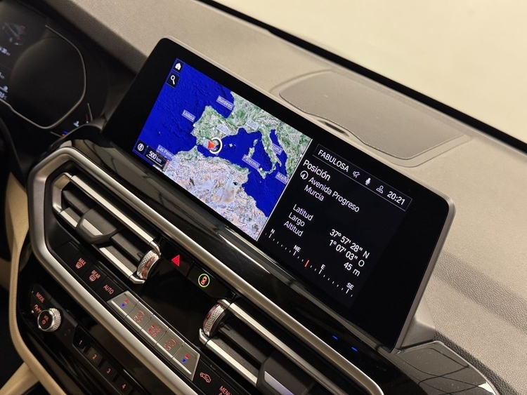 BMW X3 XLINE XDRIVE 20D  foto 32