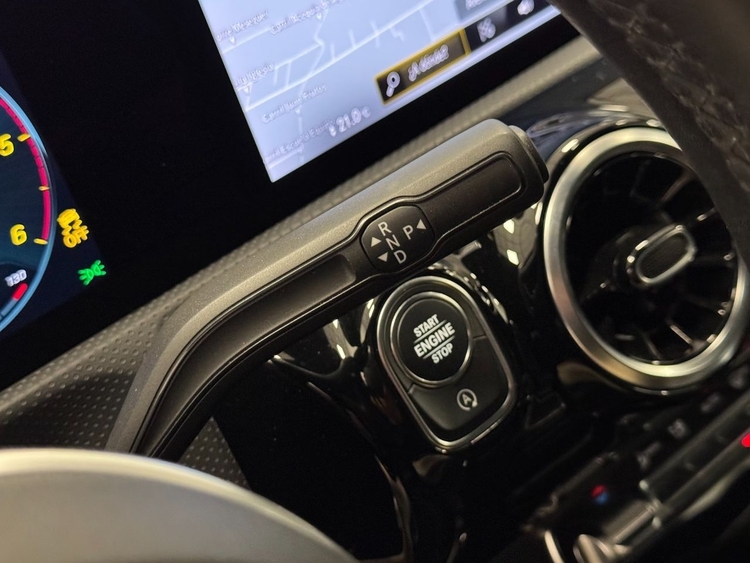 Mercedes CLA 200D foto 23