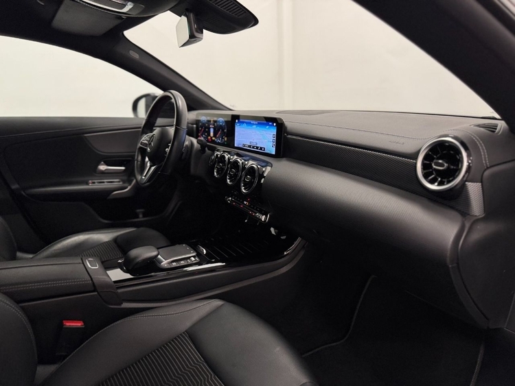 Mercedes CLA 200D foto 27