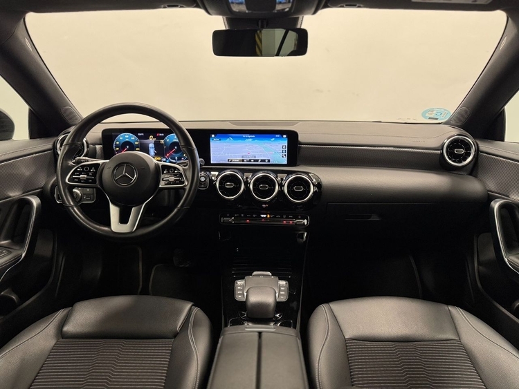 Mercedes CLA 200D foto 10