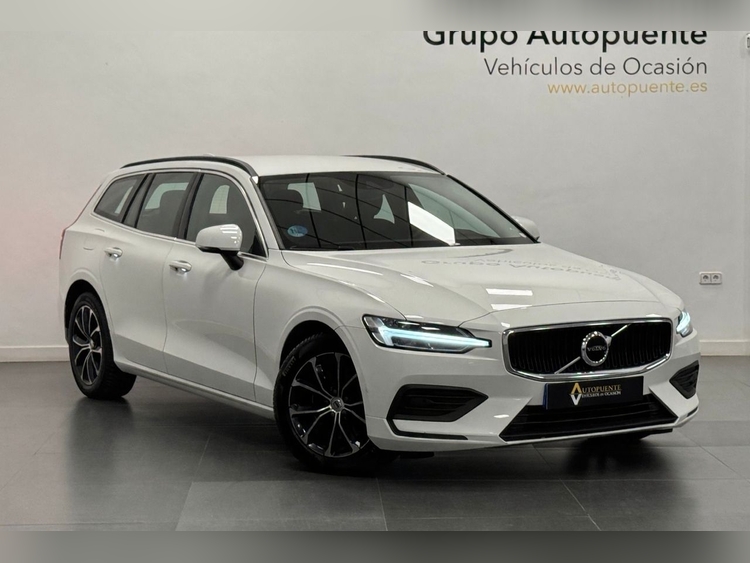 Volvo V60 2.0 B4 D MOMENTUM PRO AUTO foto 2