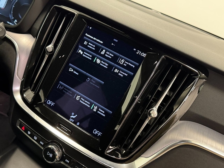 Volvo V60 2.0 B4 D MOMENTUM PRO AUTO foto 28