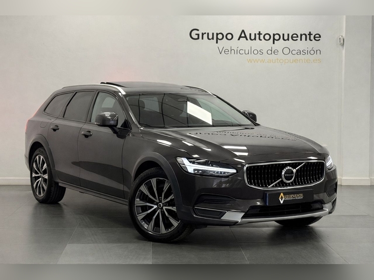 Volvo V90 CROSS COUNTRY 2.0 B4 AWD AUTO foto 2