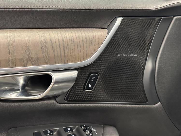 Volvo V90 CROSS COUNTRY 2.0 B4 AWD AUTO foto 15