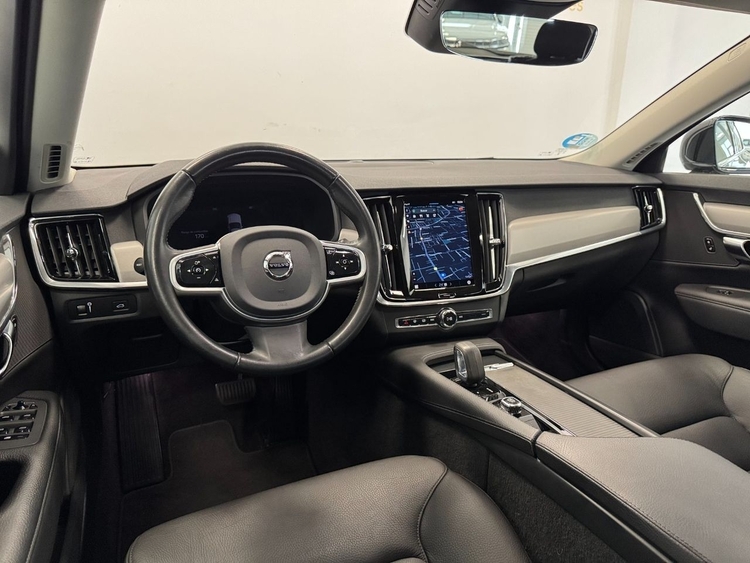 Volvo V90 MOMENTUM PRO AUTO foto 9