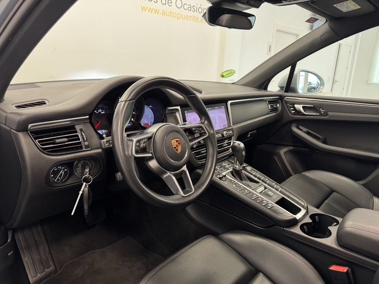 Porsche Macan MACAN foto 14