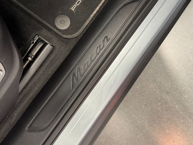 Porsche Macan MACAN foto 30
