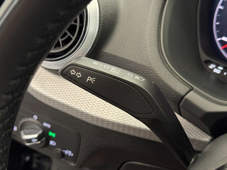Audi Q2 S LINE 30TDI foto 21