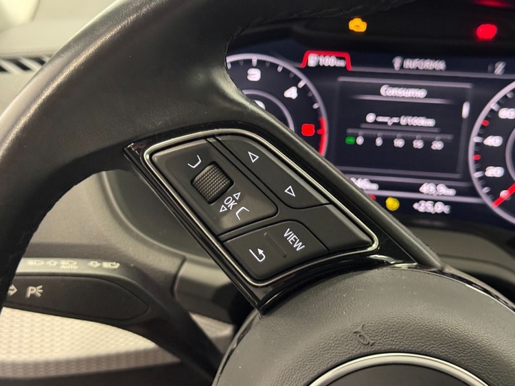 Audi Q2 S LINE 30TDI foto 23