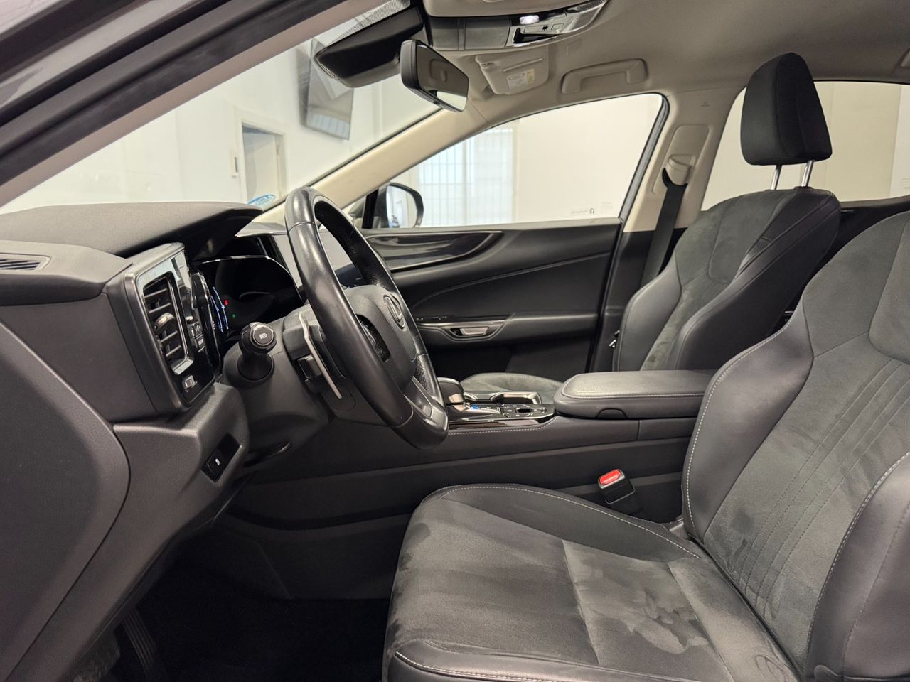 Lexus NX 350H BUSINESS CITY miniatura 16