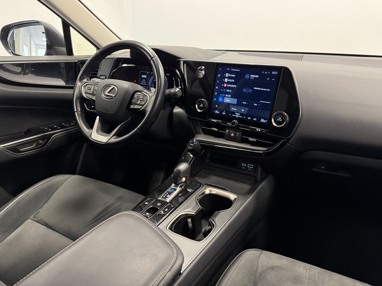 Lexus NX 350H BUSINESS CITY foto 13