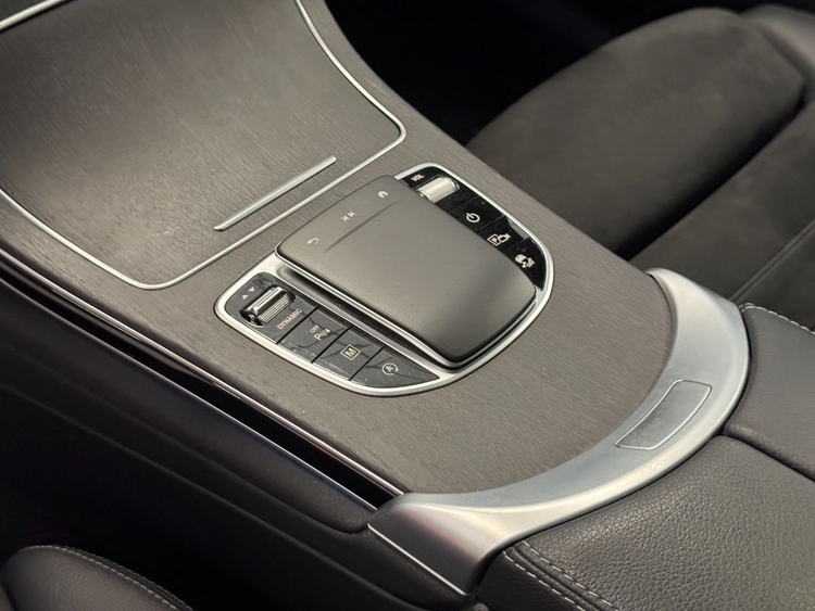 Mercedes GLC Coupé GLC 300D AMG foto 27