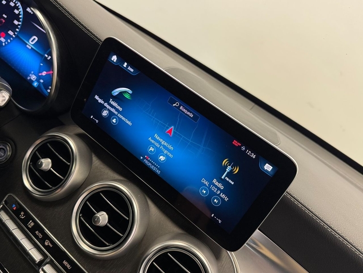 Mercedes GLC Coupé GLC 300D AMG foto 34