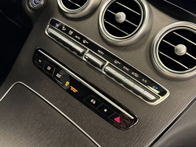 Mercedes GLC Coupé GLC 300D AMG foto 40