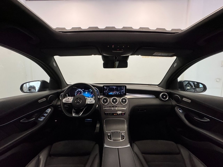 Mercedes GLC Coupé GLC 300D AMG foto 11