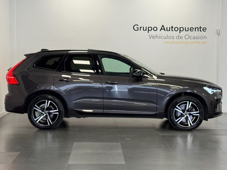 Volvo XC60 RECHARGE R-DESIGN AUTO foto 3