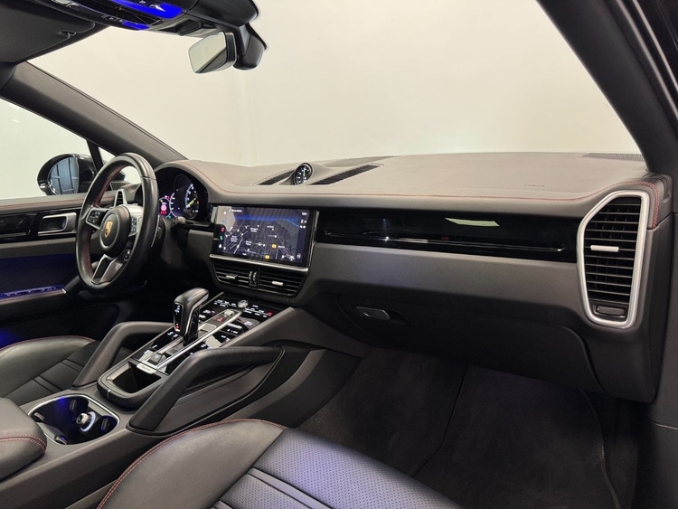 Porsche Cayenne CAYENNE COUPÉ E-HYBRID foto 13
