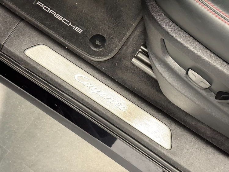 Porsche Cayenne CAYENNE COUPÉ E-HYBRID foto 18