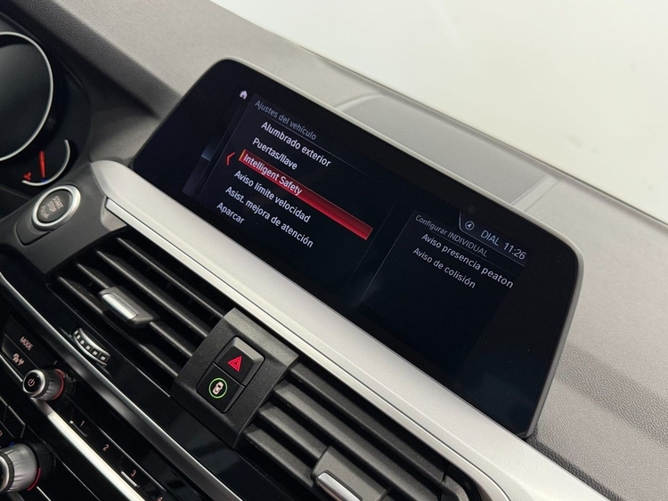 BMW X4 XDRIVE 20D foto 37
