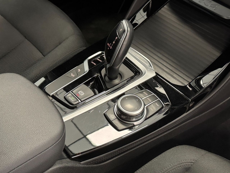 BMW X4 XDRIVE 20D foto 43
