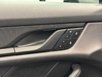 Porsche Taycan TAYCAN miniatura 17