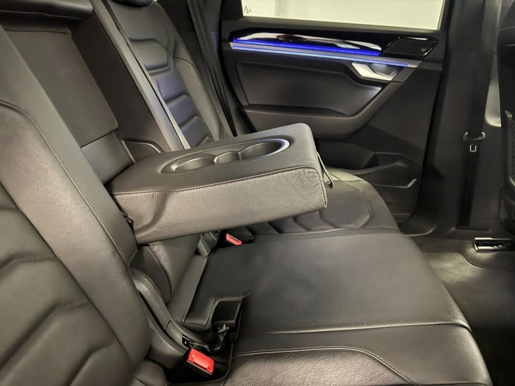 Volkswagen Touareg PREMIUM ELEGANCE 4MOTION foto 36