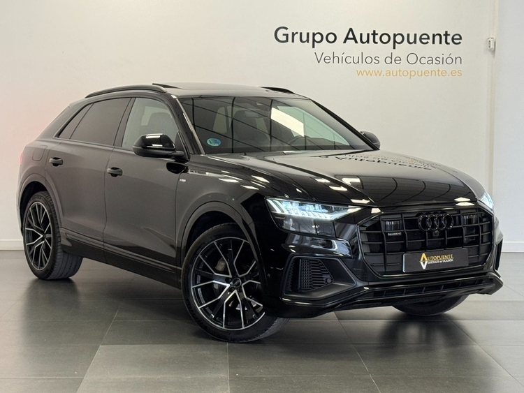 Audi Q8 55TFSI BLACK LIMITED  foto 2