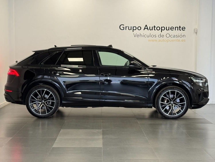 Audi Q8 55TFSI BLACK LIMITED  foto 3