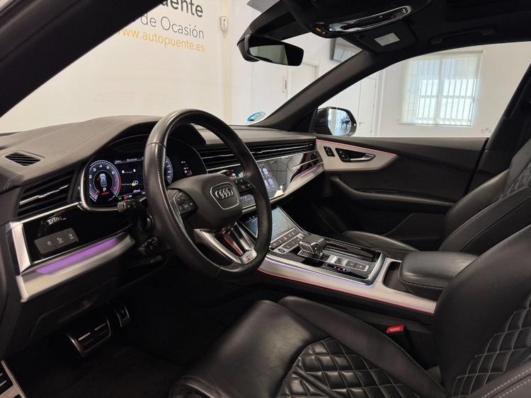 Audi Q8 55TFSI BLACK LIMITED  foto 14