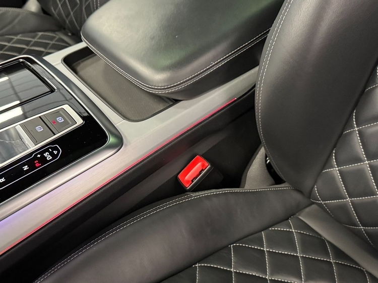 Audi Q8 55TFSI BLACK LIMITED  foto 28
