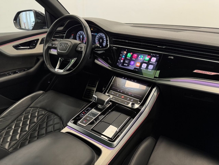 Audi Q8 55TFSI BLACK LIMITED  foto 33