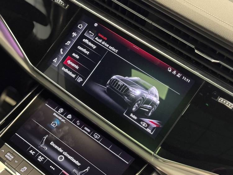 Audi Q8 55TFSI BLACK LIMITED  foto 45